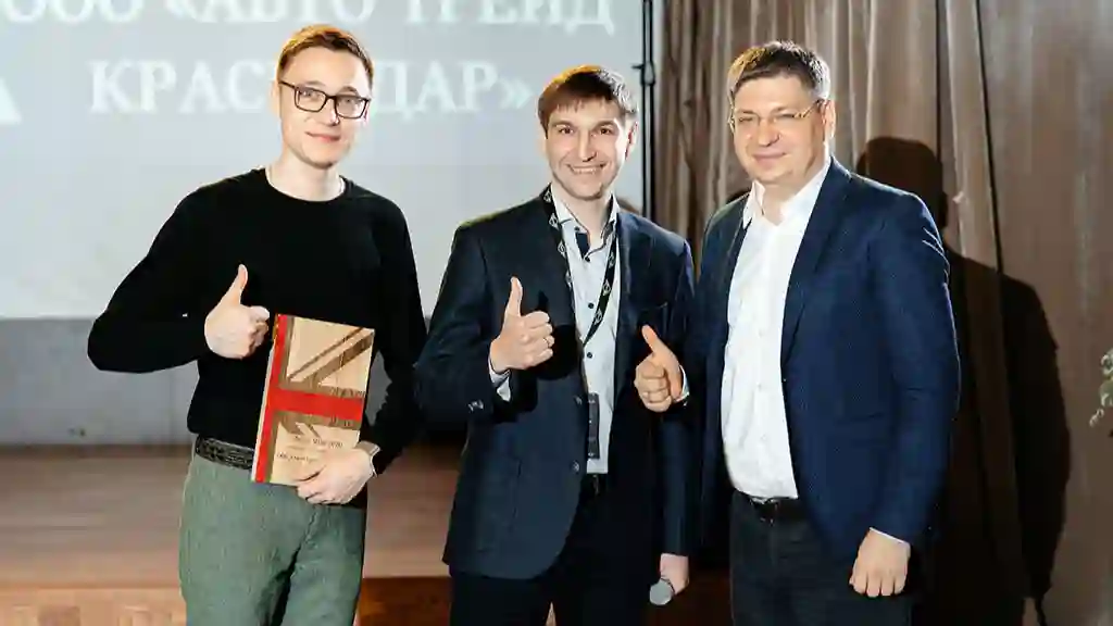 Атлас - лидер MINI в России по итогам 2020 года.